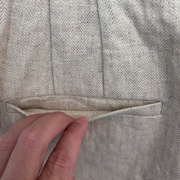 Banana Republic Linen Beige Bermuda Women’s Shorts Size 8. - Picture 4 of 8